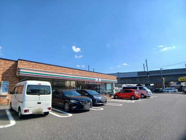 コンビニ　セブンイレブン新和1丁目店（コンビニ）まで443m