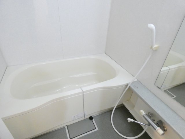 小田急線 祖師ケ谷大蔵駅 徒歩7分 7階建 築24年の風呂写真