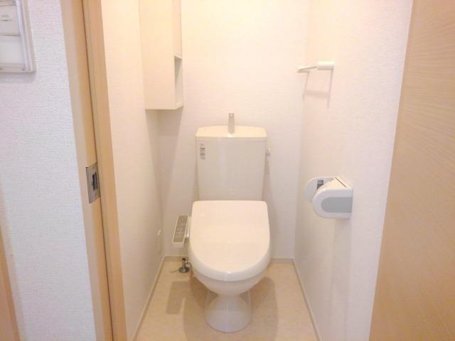 ＪＲ中央線 竜王駅 徒歩31分 2階建 築12年のトイレ写真