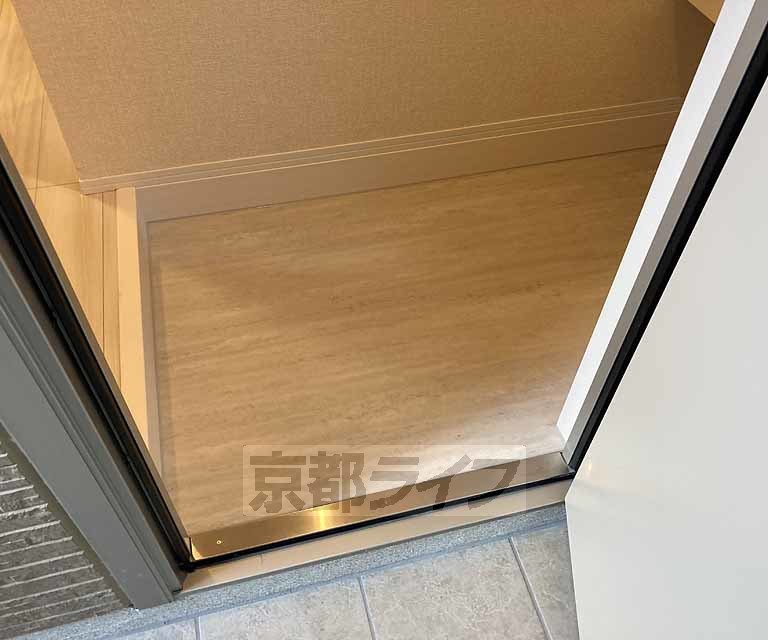 玄関　玄関部分です。