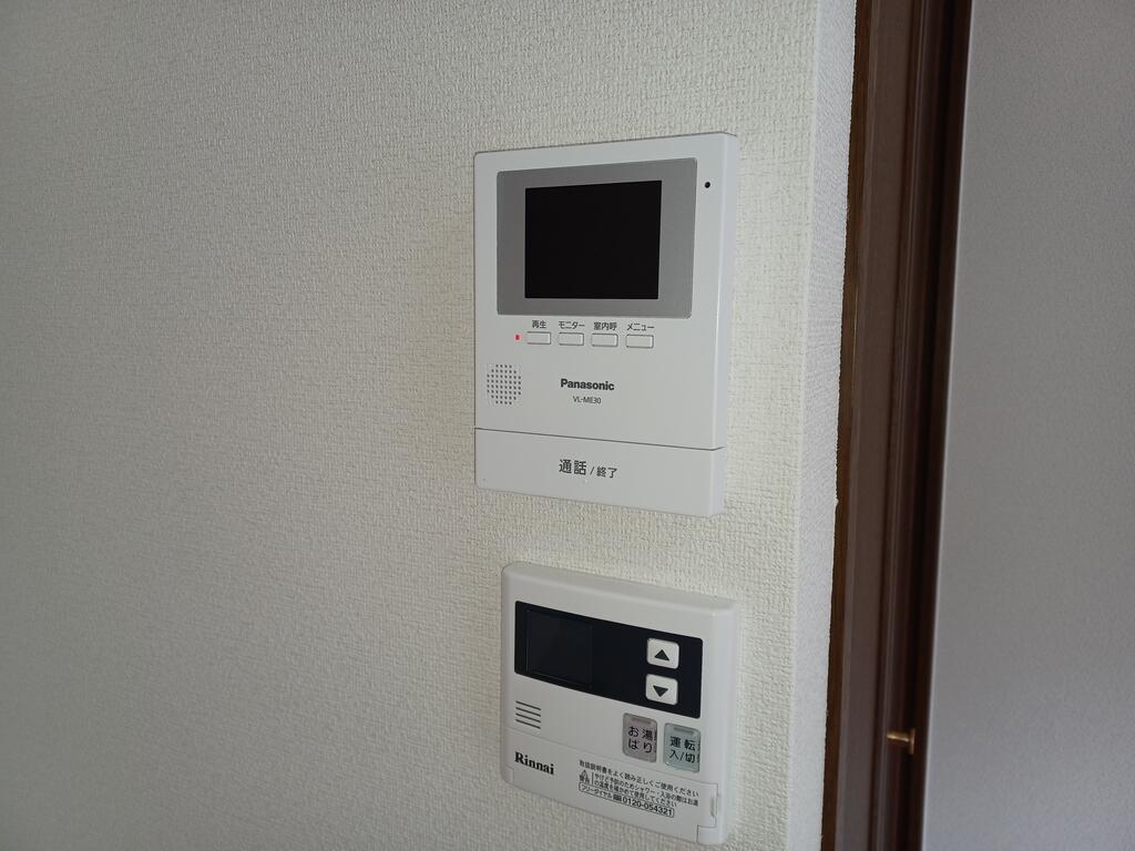 その他設備　TVドアホン・給湯パネル