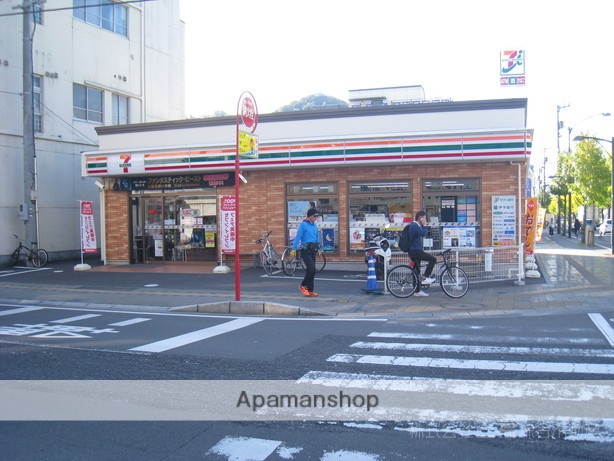 コンビニ　セブンイレブン（コンビニ）まで35m