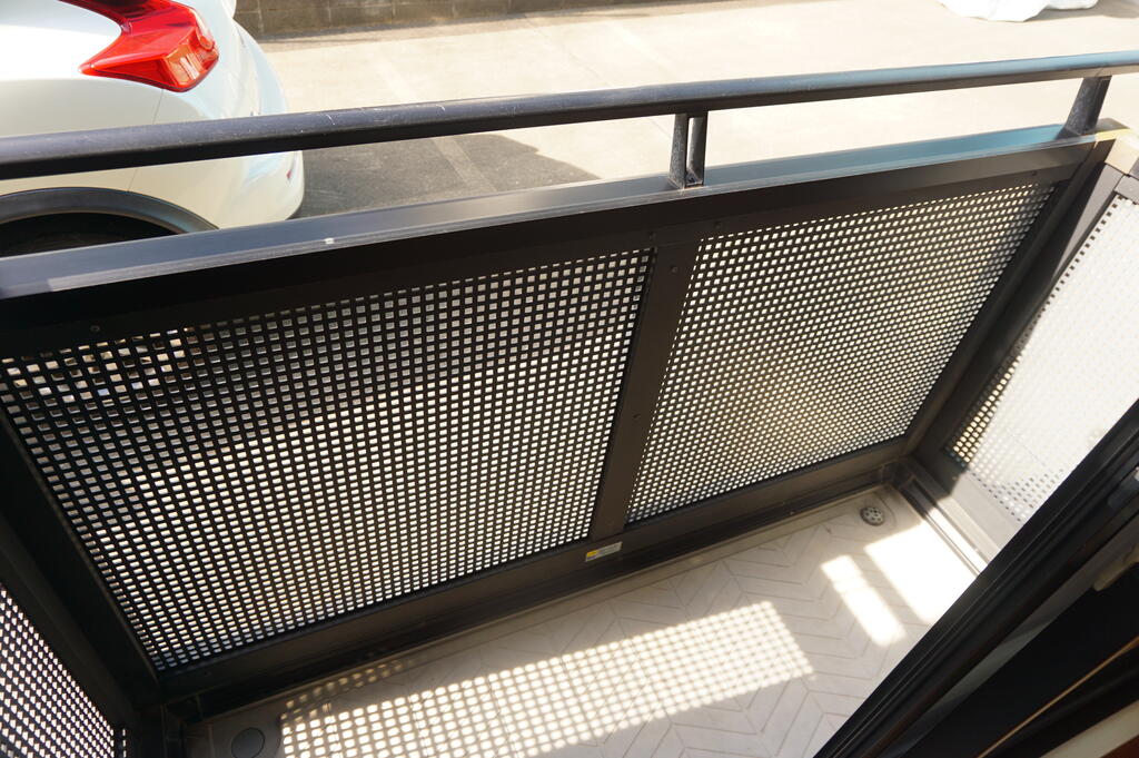 バルコニー　1階だけどバルコニーあります