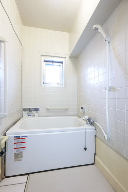 バス・シャワールーム　浴室