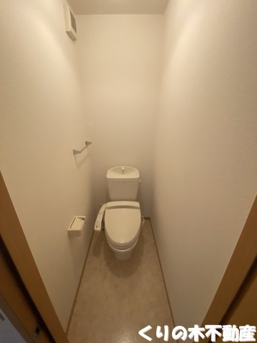 トイレ　コンパクトで使いやすいトイレです
