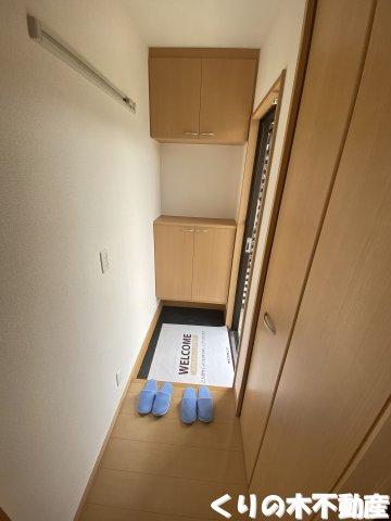 玄関　明るい玄関です