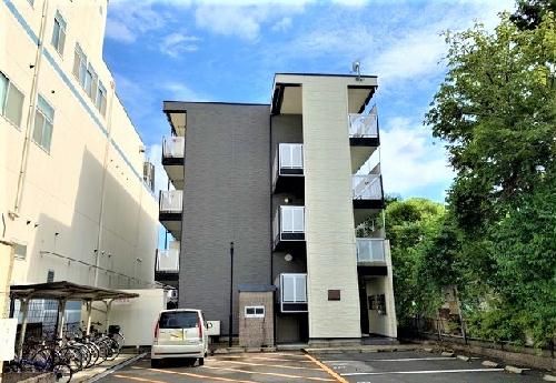 京都市南区吉祥院這登西町のマンションの建物外観