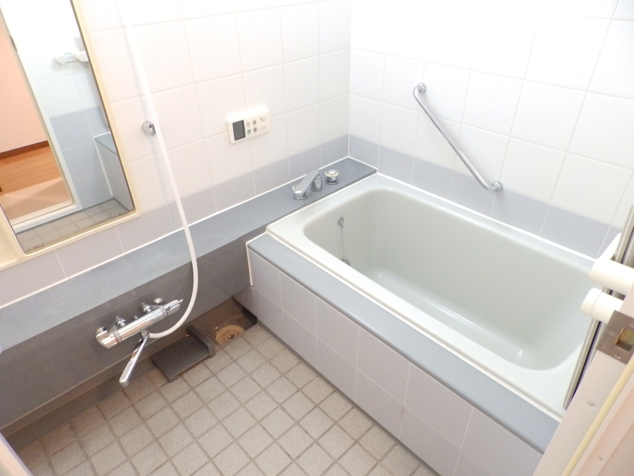 バス・シャワールーム　別号室の参考写真