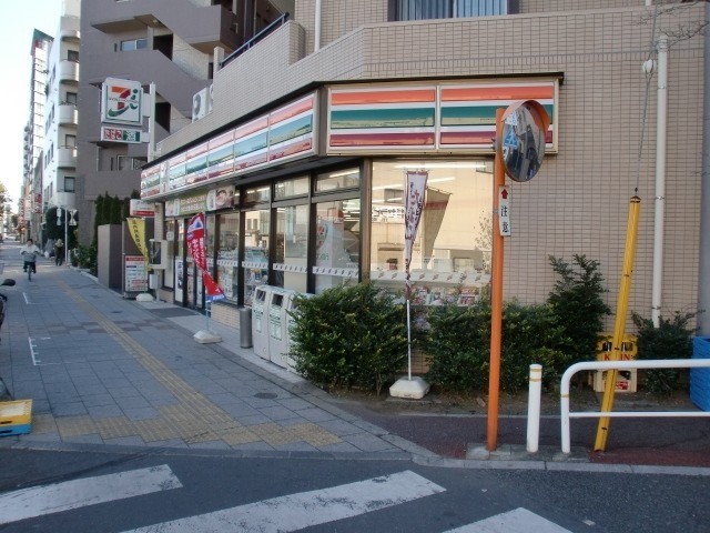 コンビニ　セブンイレブン板橋大谷口店（コンビニ）まで223m