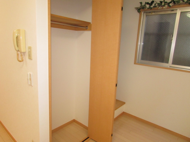 収納　クローゼット