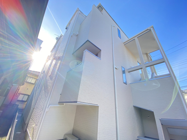 建物外観　デザイナーズ物件♪