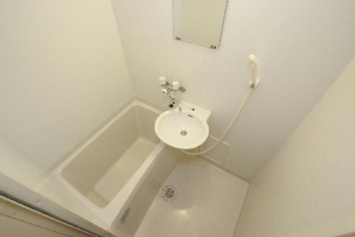 バス・シャワールーム　浴室乾燥機能付き