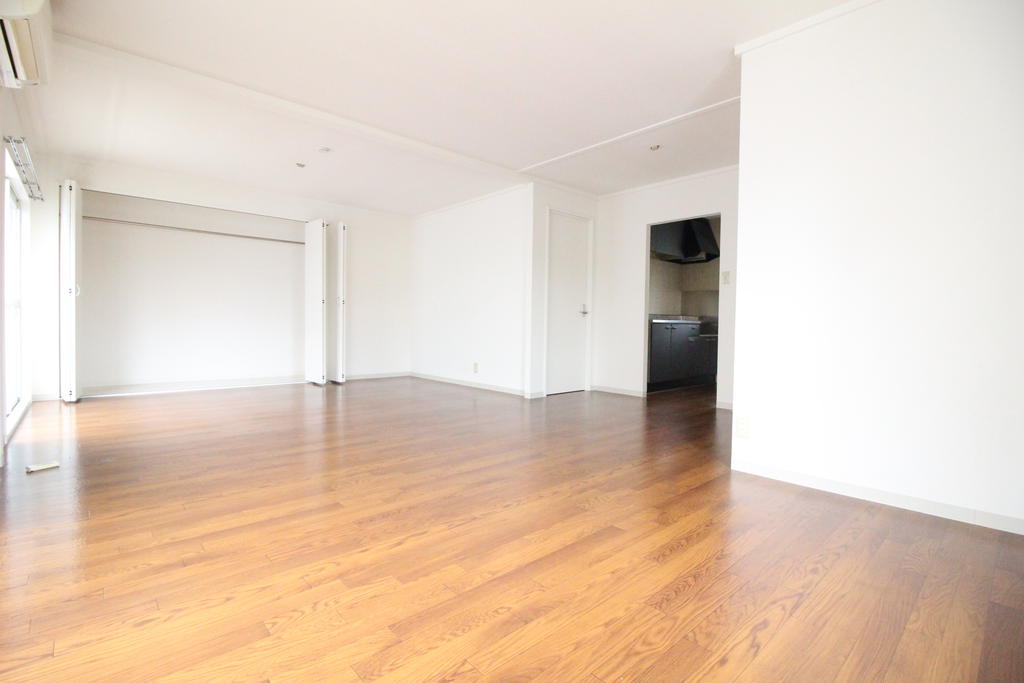 居室・リビング　LDKです♪