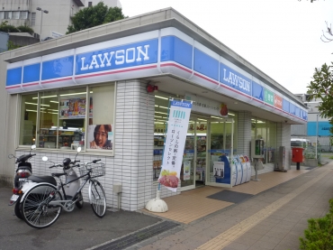 コンビニ　ローソン横浜市民病院前店（コンビニ）まで428m