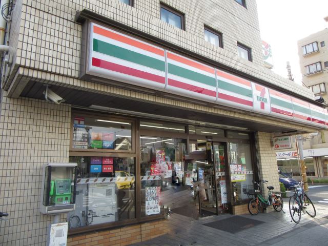 小学校　浦安市立北部小学校（小学校）まで749m