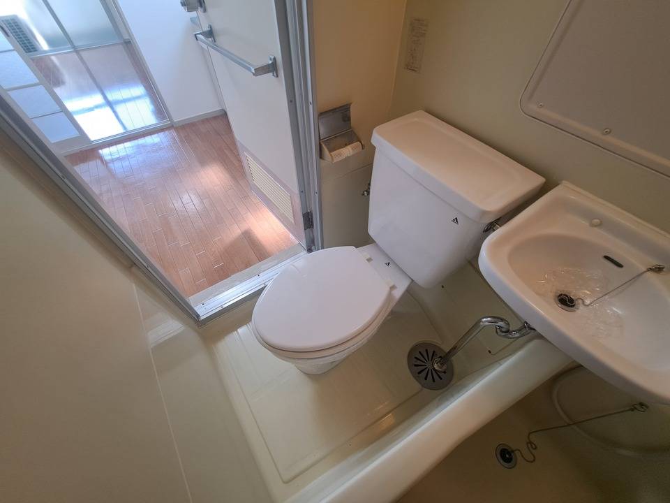 トイレ　トイレ