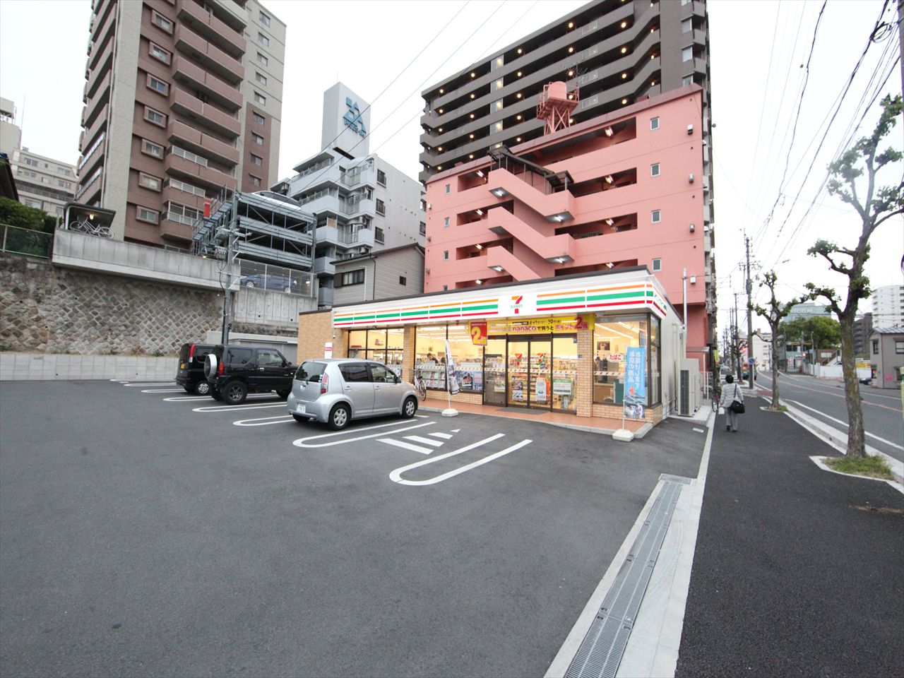 コンビニ　セブンイレブン名古屋正木2丁目店（コンビニ）まで553m