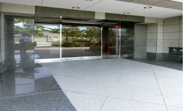 地下鉄谷町線 長原駅 徒歩5分 6階建 築34年の外観写真
