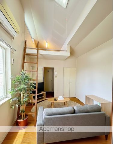 居室・リビング　家具家電はイメージです