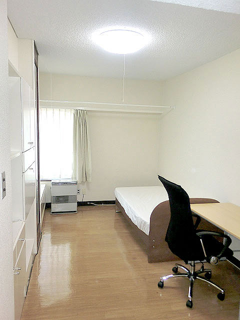 居室・リビング　室内