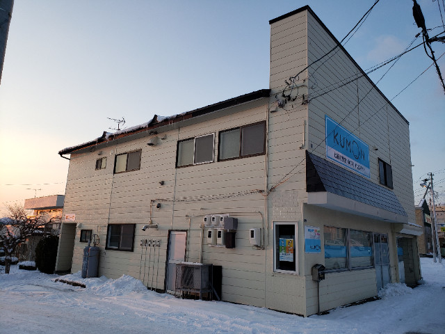 亀田郡七飯町本町のアパートの建物外観