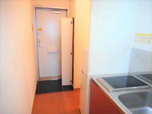 玄関　玄関側からのアングルです