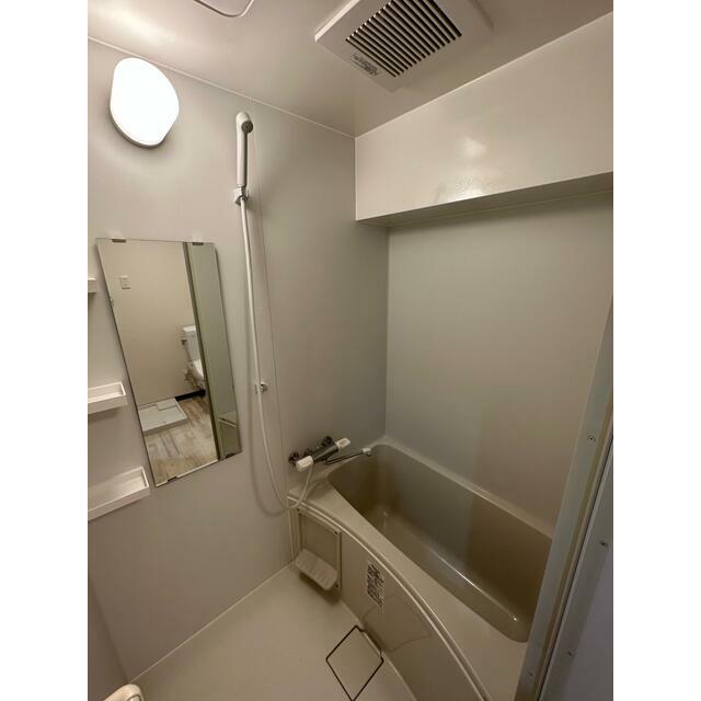 バス・シャワールーム　浴室