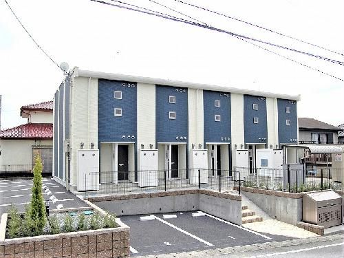 富士宮市粟倉南町のアパートの建物外観