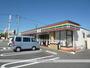 コンビニ　セブンイレブン（コンビニ）まで824m