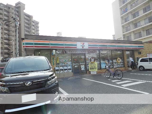 コンビニ　セブンイレブン小倉三萩野２丁目店（コンビニ）まで166m