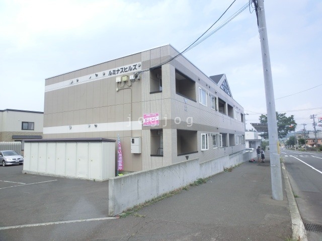 札幌市西区平和一条のマンションの建物外観