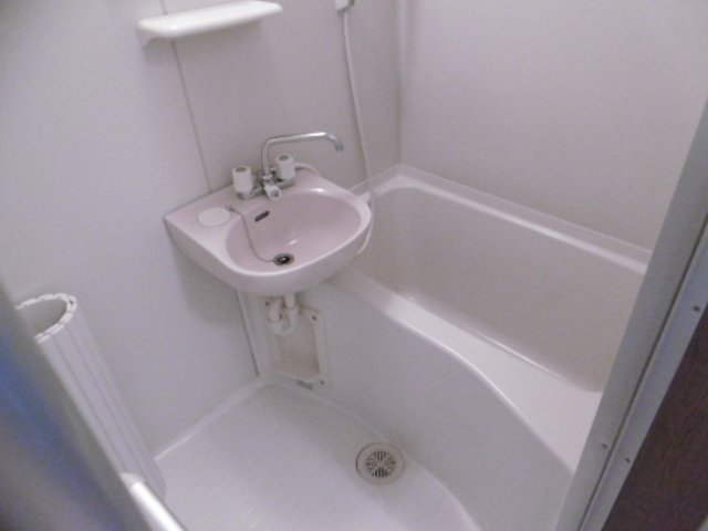 バス・シャワールーム　お風呂で日々の疲れを落としましょう