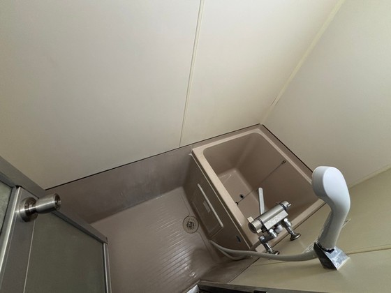 バス・シャワールーム　※別部屋の写真です