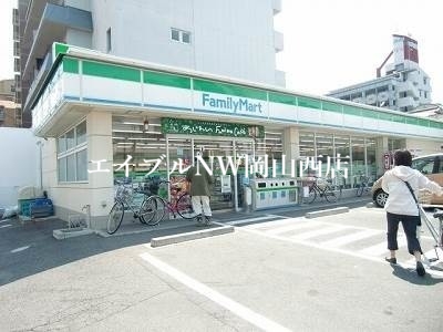 【岡山市北区表町のマンションのコンビニ】