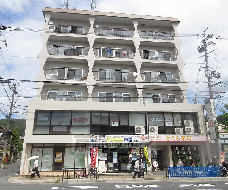 コープみささぎの建物外観