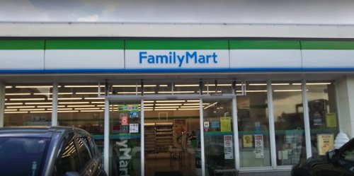 コンビニ　沖縄ファミリーマート 沖縄市消防本部前店（コンビニ）まで935m