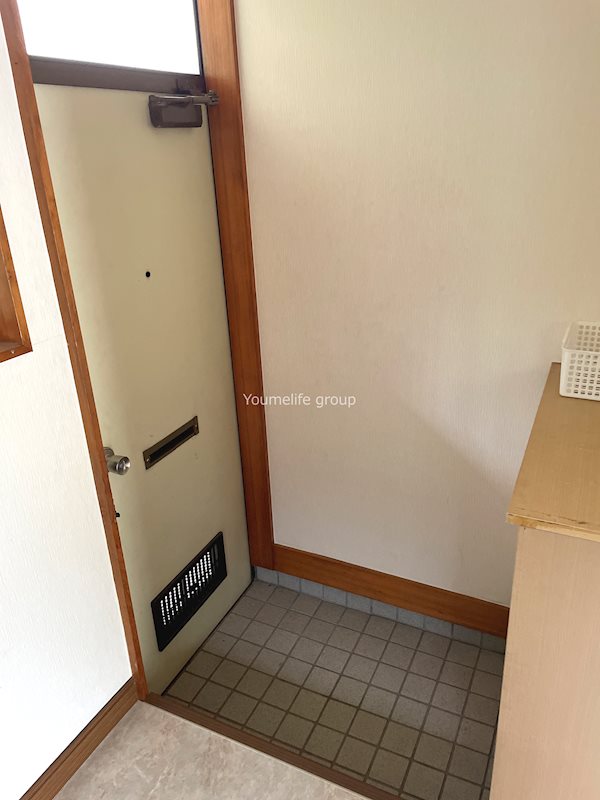 玄関　101の写真です。