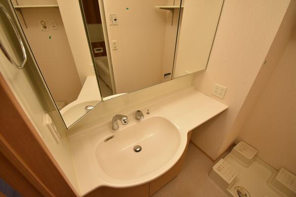 洗面設備　※同物件別室※