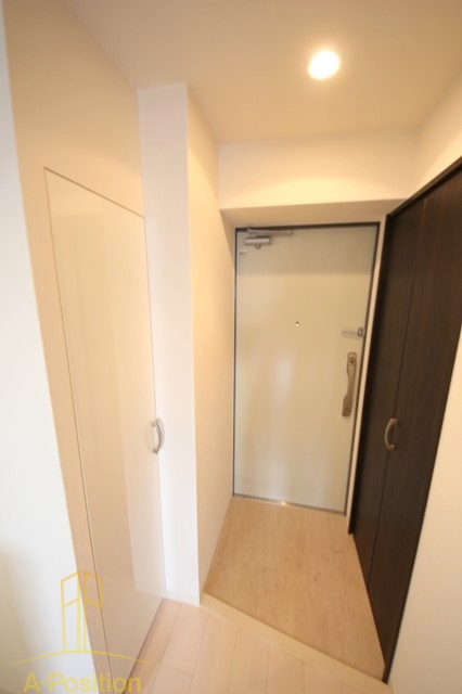 玄関　レグゼスタ福島II