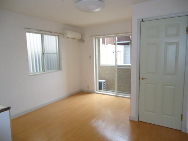 居室・リビング　リビング