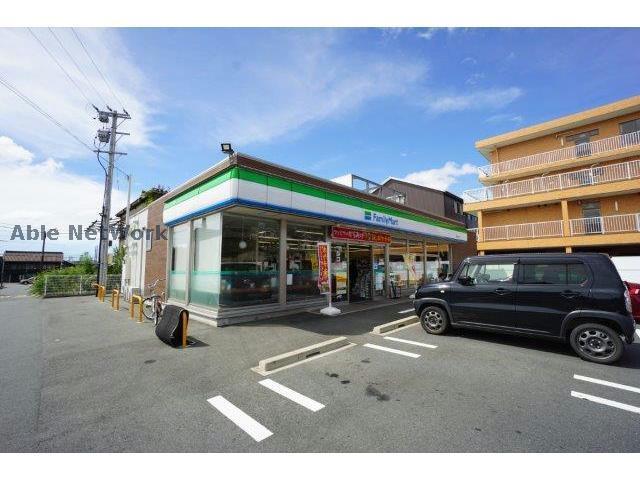 コンビニ　ファミリーマート豊橋大岩店（コンビニ）まで601m