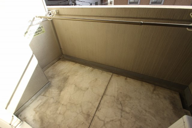 バルコニー　同物件別室です。