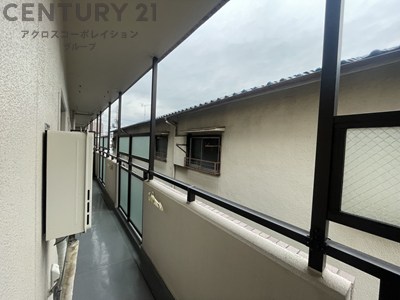 バルコニー　全部屋窓があります！