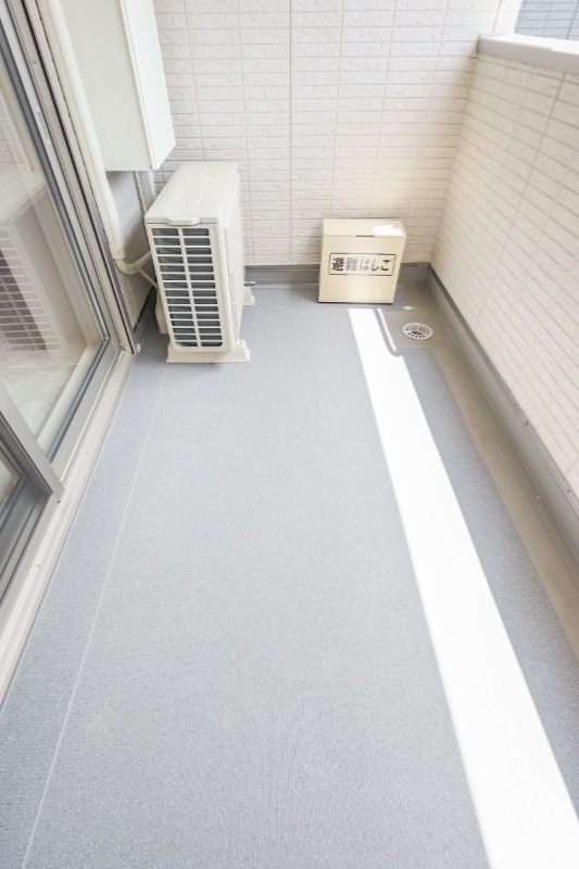 バルコニー　図面と現状に相違がある場合には現状を優先