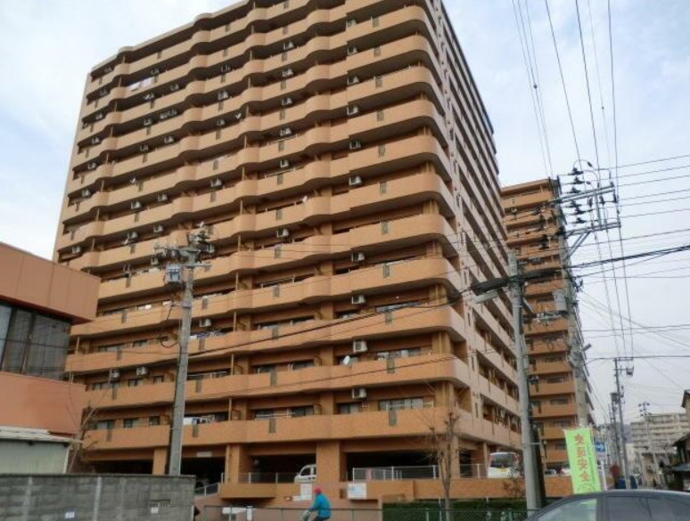 ネオハイツ清明町壱番館の外観写真
