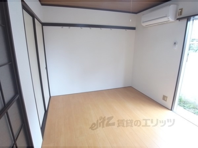 居室・リビング　洋室