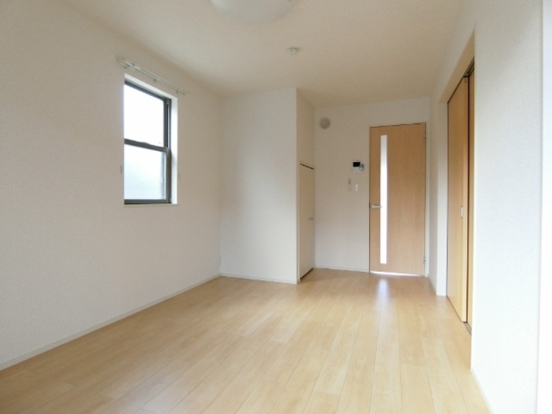 居室・リビング　図面と現状に相違がある場合には現状を優先