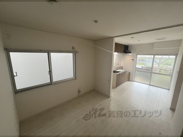 居室・リビング　リビング