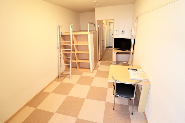 居室・リビング　オシャレな絨毯