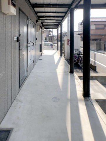 ロビー　アーバンフラッツ